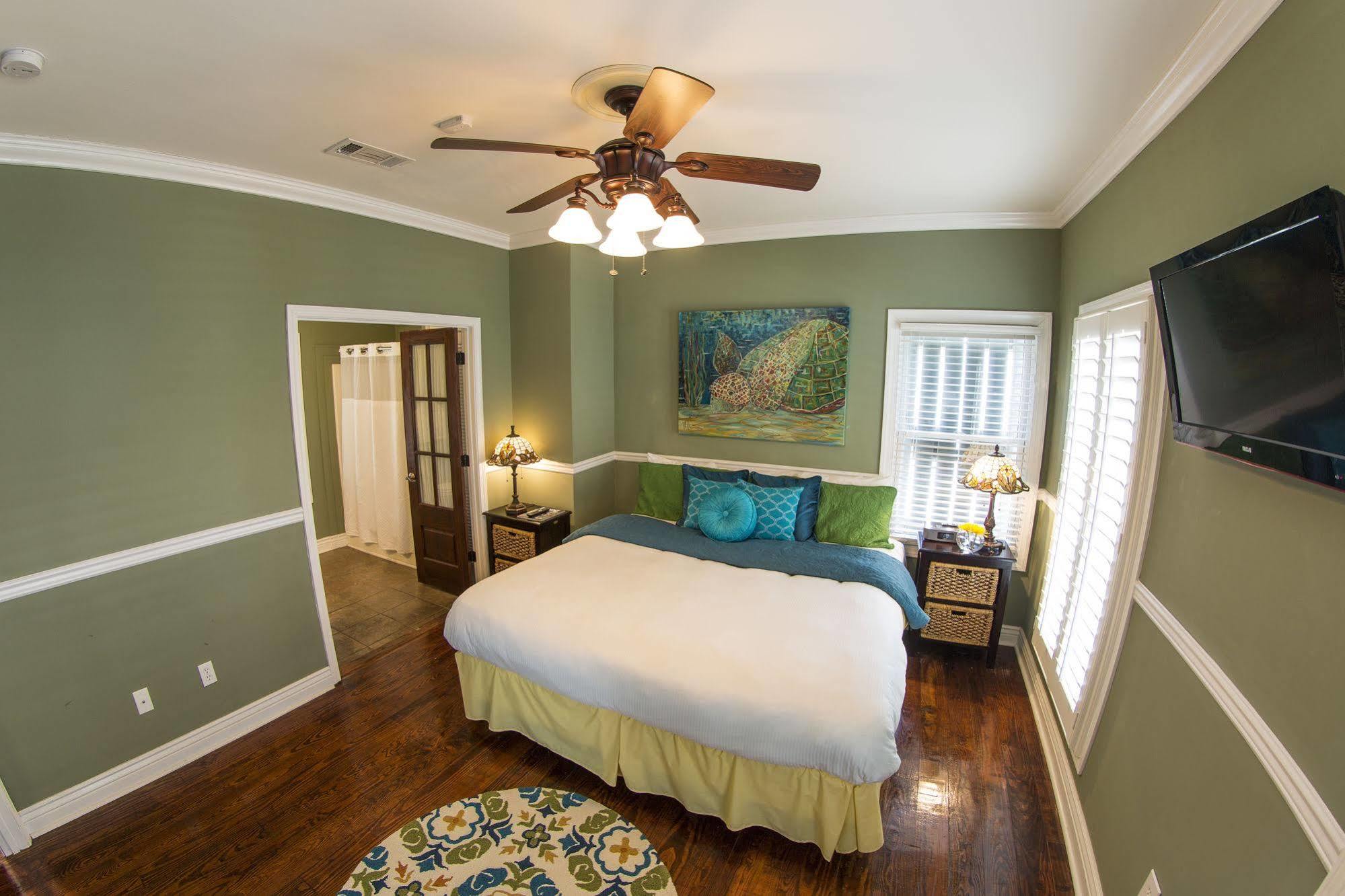 The Almanett Hotel & Bistro Gulfport Dış mekan fotoğraf
